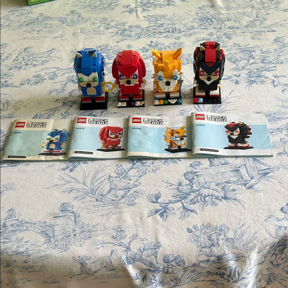 LEGO Sonic the Hedgehog Character Set - Blue, Red, Yellow, Black